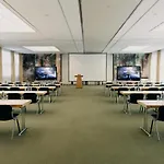 فندق Forsthaus Nuernberg 4*