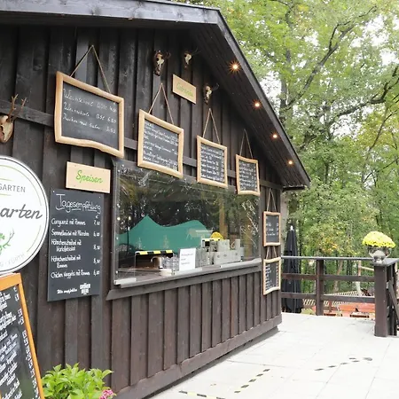 Forsthaus Nuernberg Otel 4*