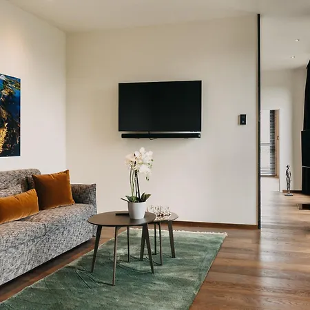 Forsthaus Nuernberg 4*