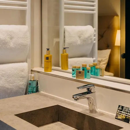 Hotel Forsthaus Nuernberg 4*