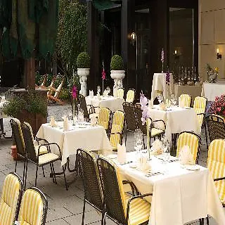 Forsthaus Nuernberg Otel 4*